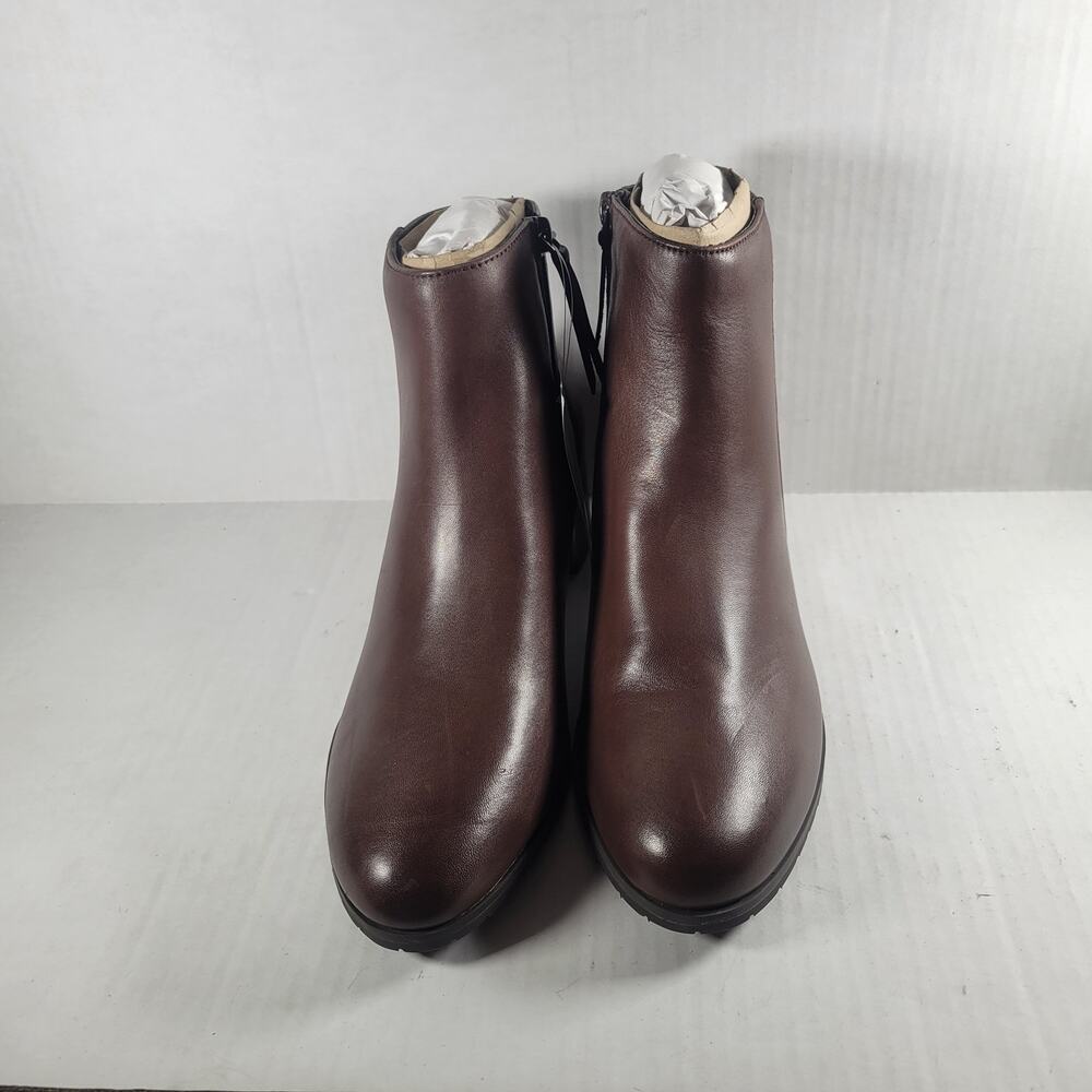 Naturalizer Brown Leather Ankle Booties
